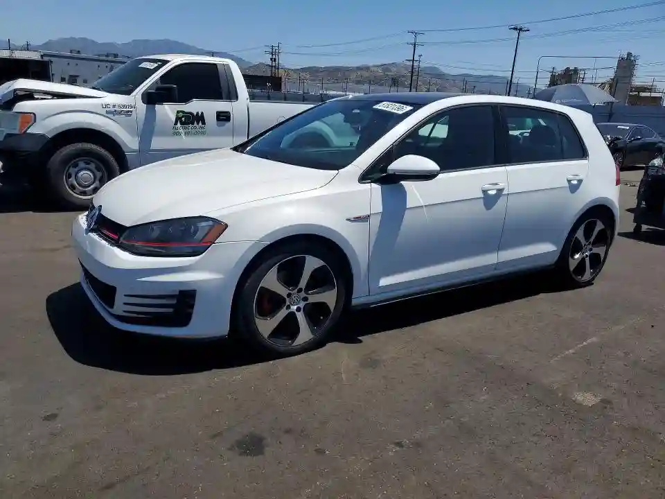 3VW4T7AU6FM102540 2015 VOLKSWAGEN GTI-0