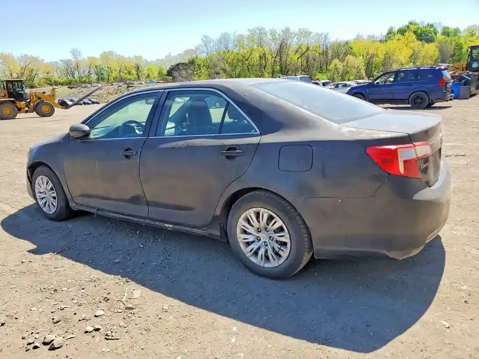 4T1BD1FK3EU125453 2014 TOYOTA CAMRY SOLA-1