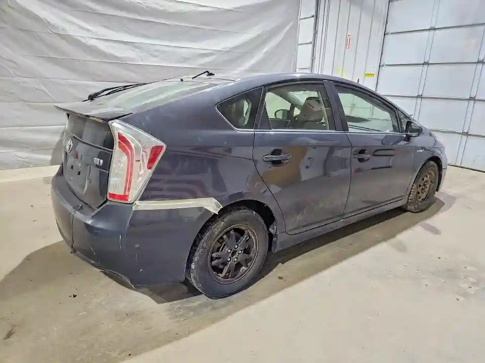 JTDKN3DU0E0359686 2014 TOYOTA PRIUS-2
