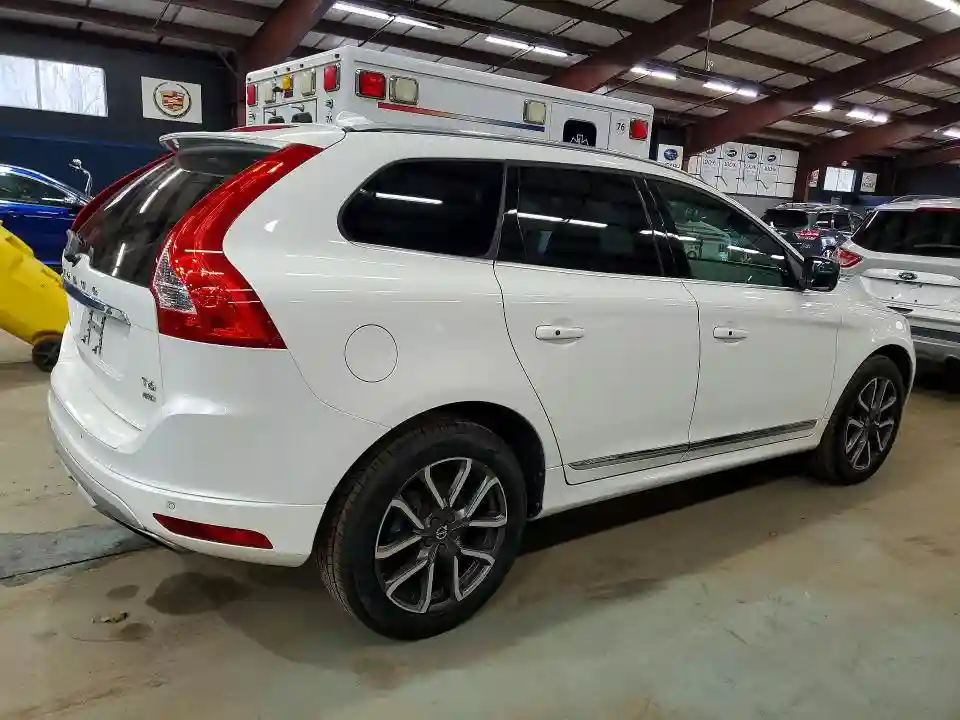 YV449MRR1H2122654 2017 VOLVO XC60-2