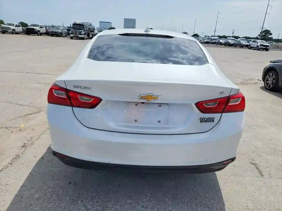 1G1ZD5ST2JF143040 2018 CHEVROLET MALIBU-5