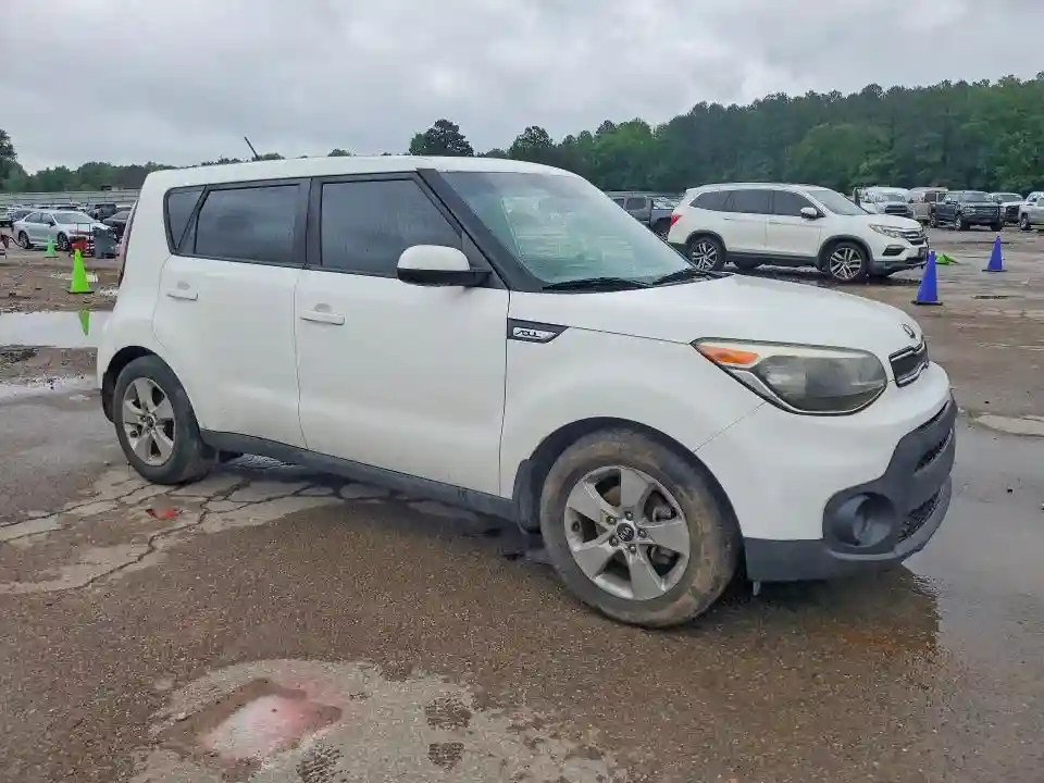 KNDJN2A21K7911871 2019 KIA SOUL BASE-3