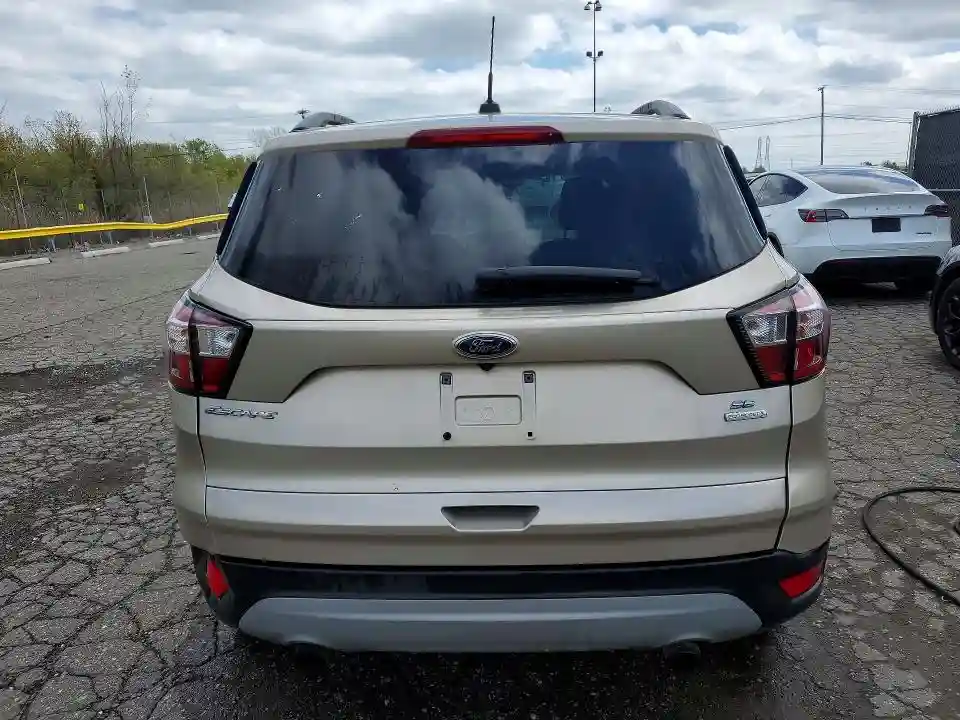 1FMCU0GD8JUB61888 2018 FORD ESCAPE-5