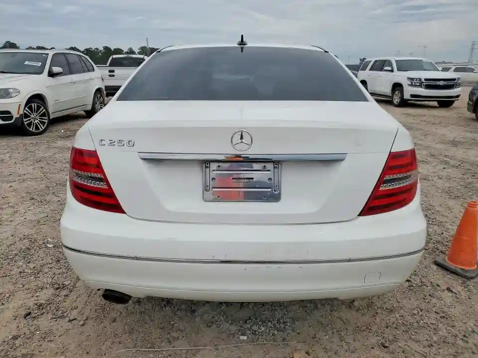 WDDGF4HB7DR252264 2013 MERCEDES-BENZ C-CLASS-5
