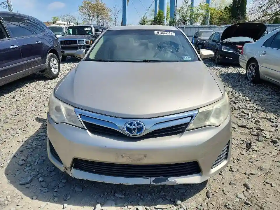 4T1BD1FK6DU068843 2013 TOYOTA CAMRY SOLA-4