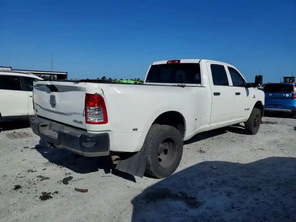 3C63RRGL7NG359170 2022 RAM 3500-2