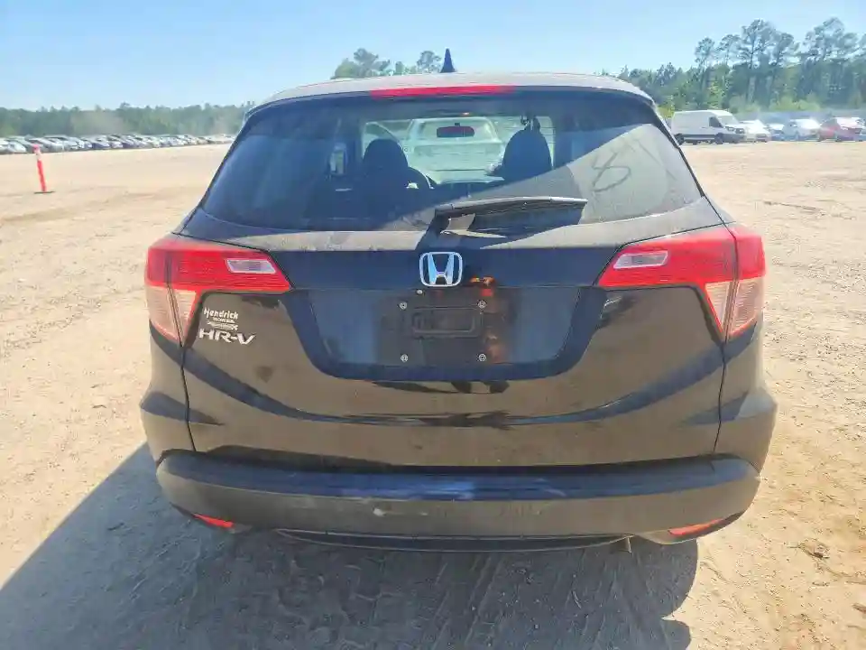 3CZRU5H36JM703554 2018 HONDA HR-V-5