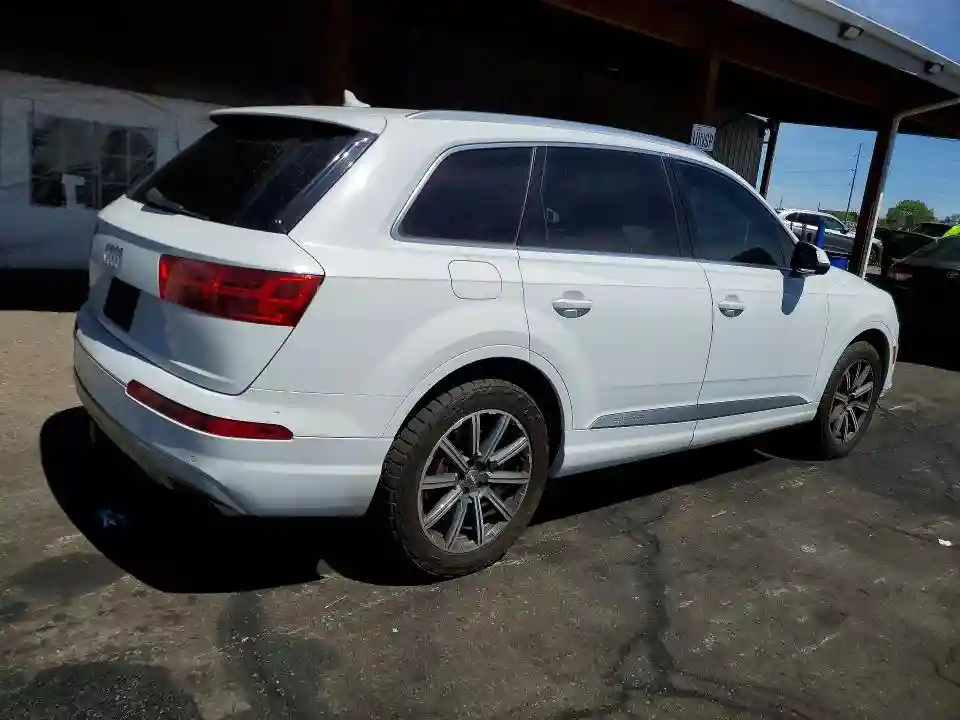 WA1VAAF79HD033316 2017 AUDI Q7-2