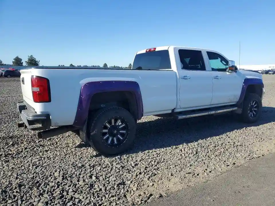 1GT12TEY7JF199285 2018 GMC SIERRA-2