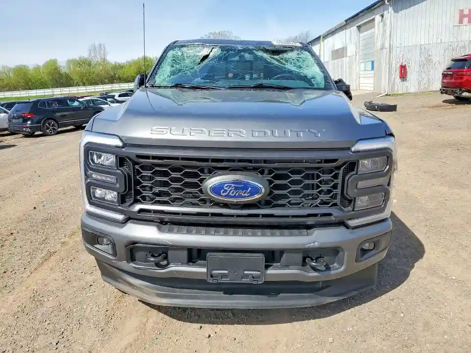 1FT8W2BT3REE68941 2024 FORD F250 CREW-4
