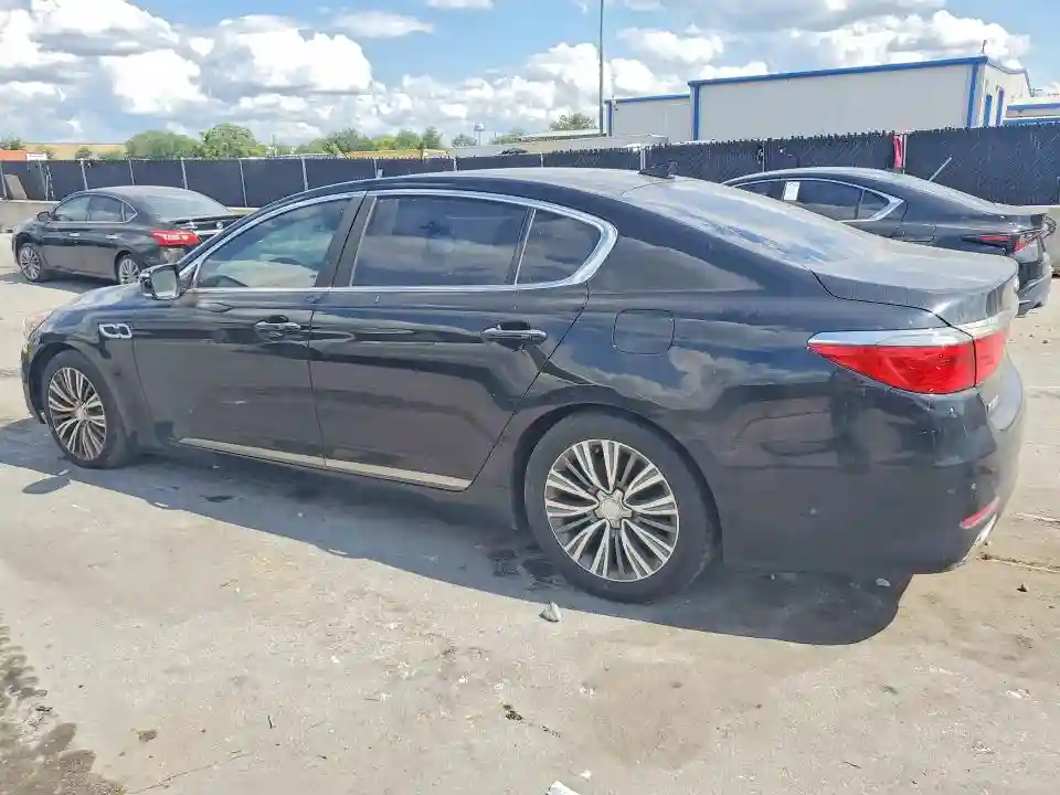 KNALT4D39G6031302 2016 KIA K900-1