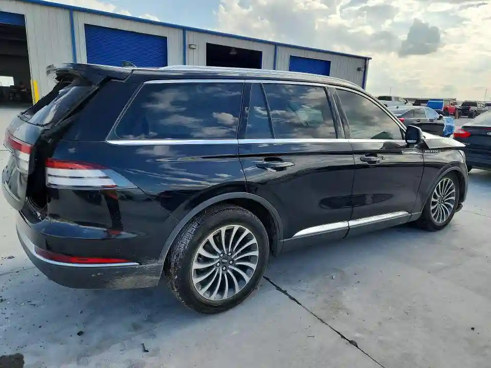 5LM5J7WC8LGL24881 2020 LINCOLN AVIATOR-2