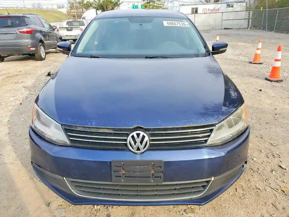 3VWDZ7AJ9BM072139 2011 VOLKSWAGEN JETTA-4