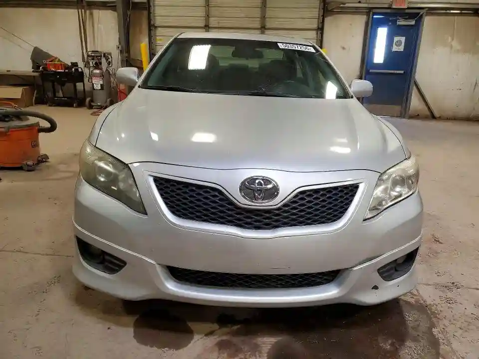 4T1BF3EK7BU196495 2011 TOYOTA CAMRY-4