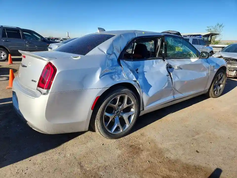 2C3CCAAG5MH530511 2021 CHRYSLER 300-2