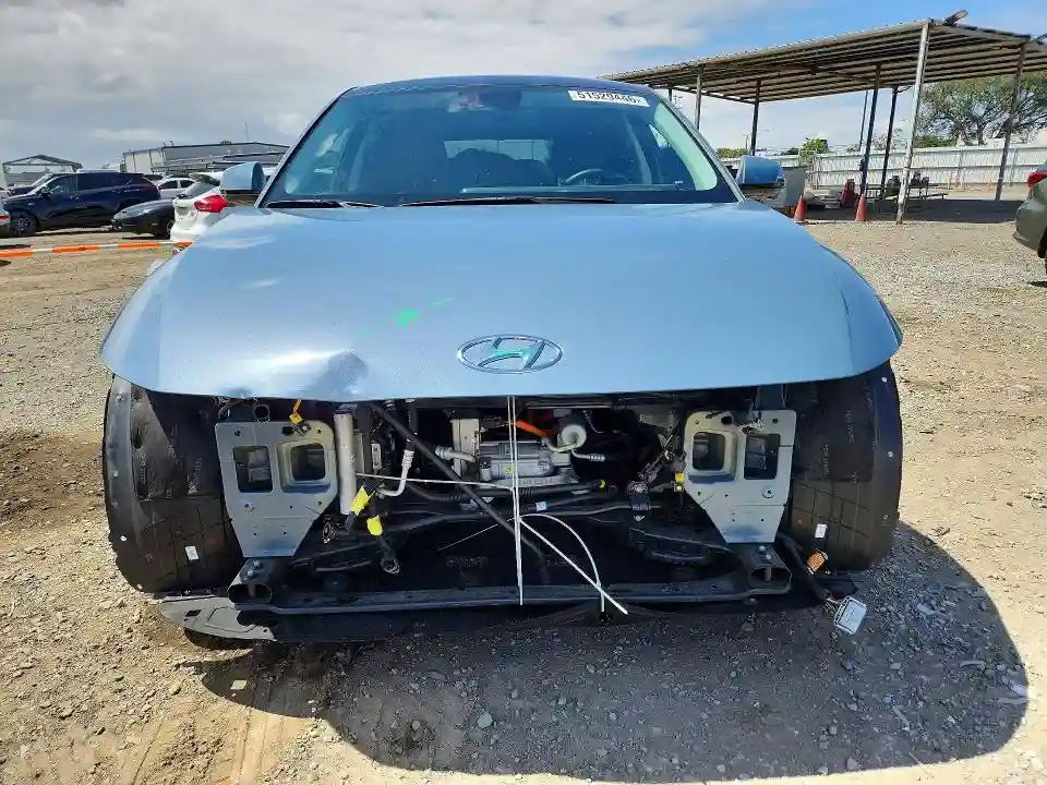 KM8KR4DE3RU317963 2024 HYUNDAI IONIQ-4