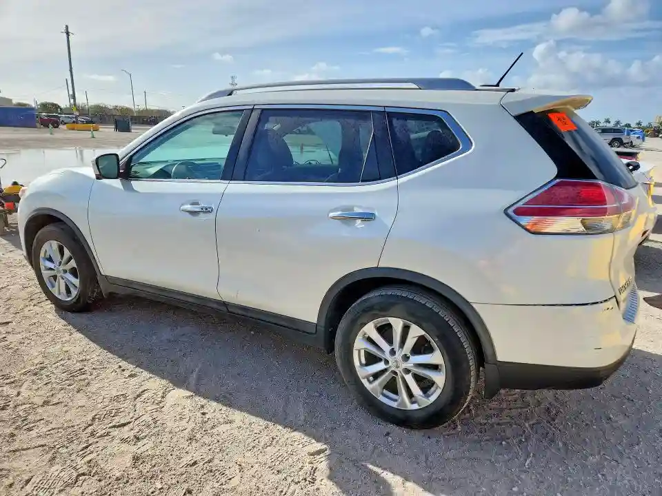 5N1AT2MT0GC888121 2016 NISSAN ROGUE-1