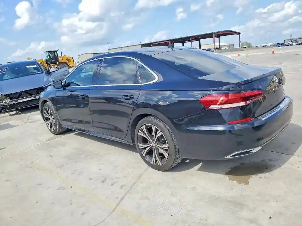 1VWSA7A37MC004426 2021 VOLKSWAGEN PASSAT-1
