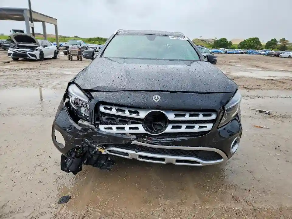 WDCTG4GB1KU017340 2019 MERCEDES-BENZ GLA-CLASS-4