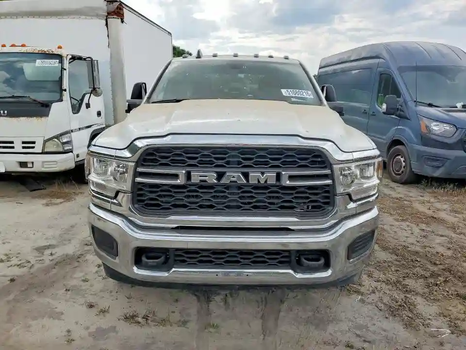 3C63RRGL6RG215180 2024 RAM 3500-4