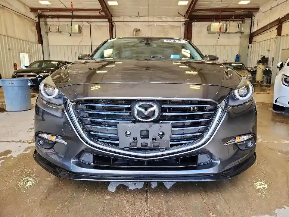 JM1BN1M37H1140279 2017 MAZDA 3-4