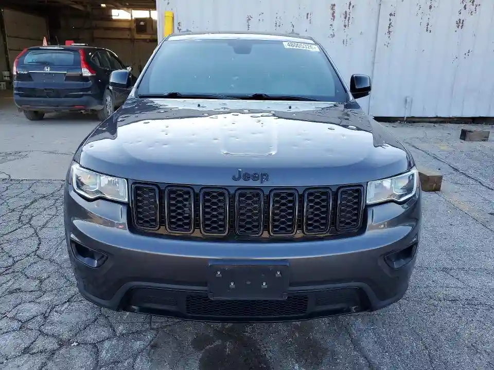 1C4RJFBT5JC113473 2018 JEEP CHEROKEE-4