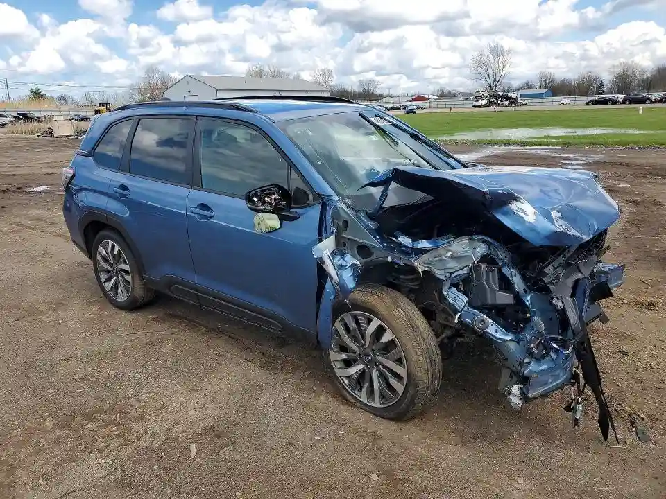 JF2SLDTC4SH546481 2025 SUBARU FORESTER-3