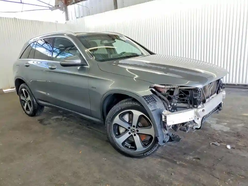 WDC0G5EB2KF559174 2019 MERCEDES-BENZ GLC-CLASS-3