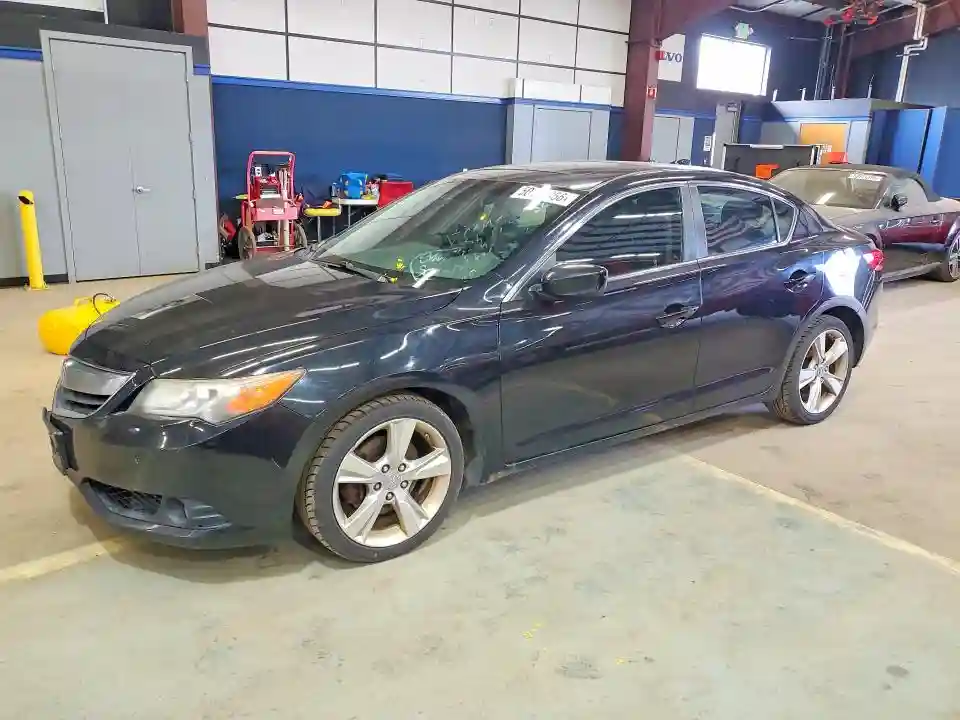 19VDE2E56DE000285 2013 ACURA ILX-0