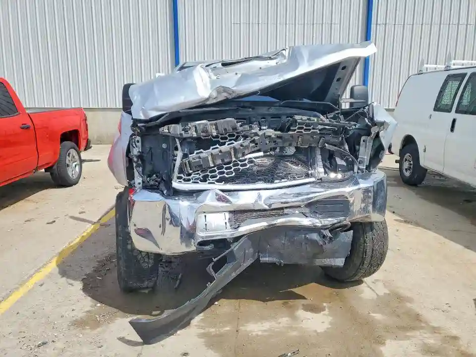 1GC1KREY4KF168841 2019 CHEVROLET ALL MODELS-4