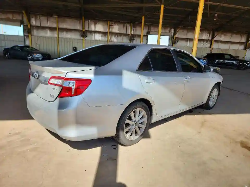 4T1BD1FK0CU046898 2012 TOYOTA CAMRY SOLA-2