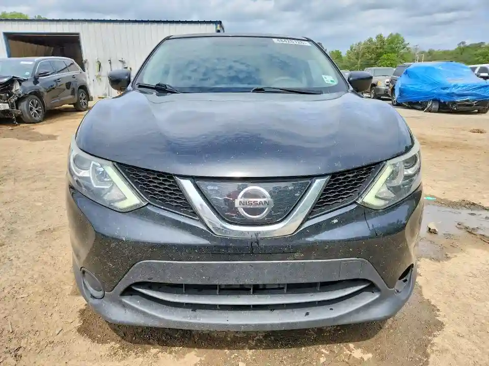 JN1BJ1CP3KW522869 2019 NISSAN ROGUE-4