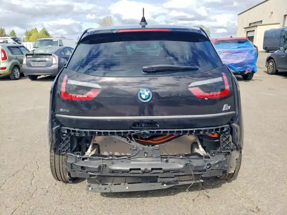 WBY7Z2C54JVB88650 2018 BMW I SERIES-5
