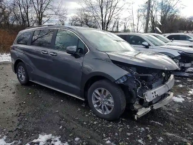 5TDYRKEC6SS242010 2025 TOYOTA SIENNA-3