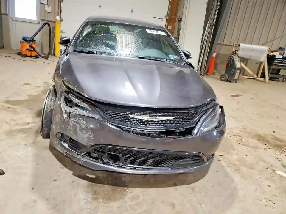 1C3CCCBB3FN527292 2015 CHRYSLER 200-4