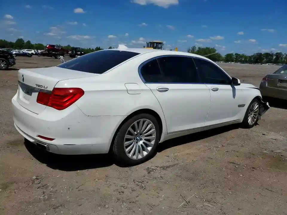WBAKB8C52CDX20418 2012 BMW 7 SERIES-2