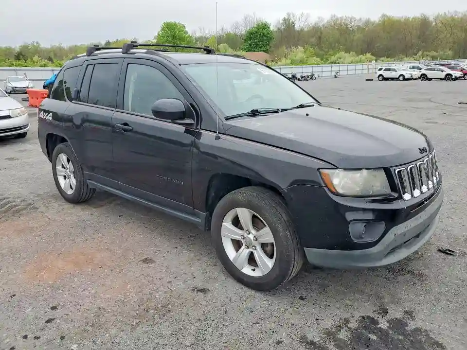 1C4NJDEB8ED724619 2014 JEEP COMPASS-3
