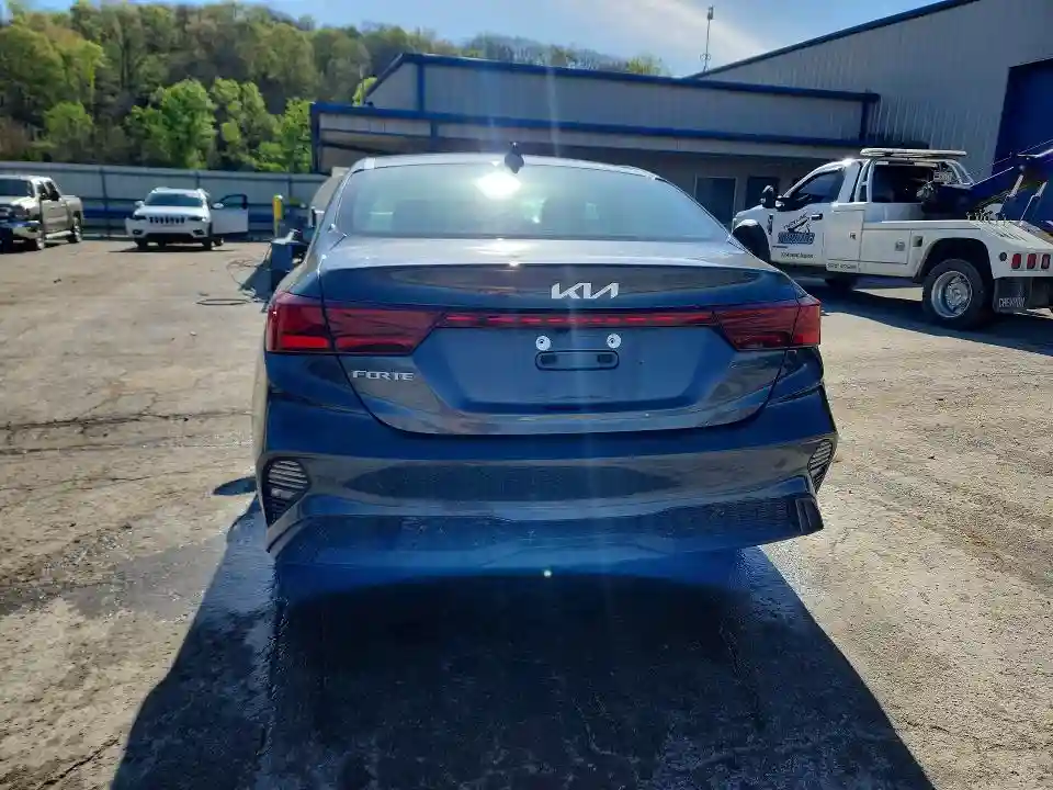 3KPF24AD7PE580748 2023 KIA FORTE-5