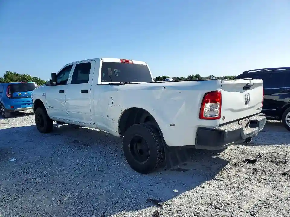 3C63RRGL7NG359170 2022 RAM 3500-1