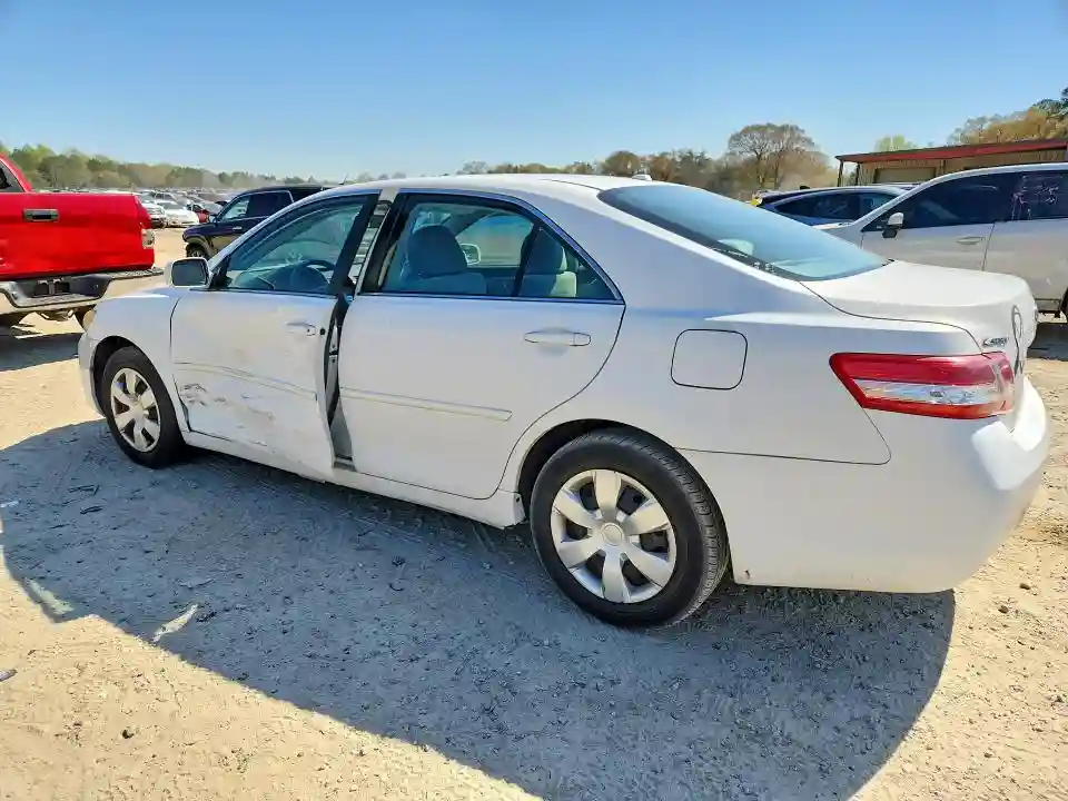 4T1BF3EK0BU746409 2011 TOYOTA CAMRY-1