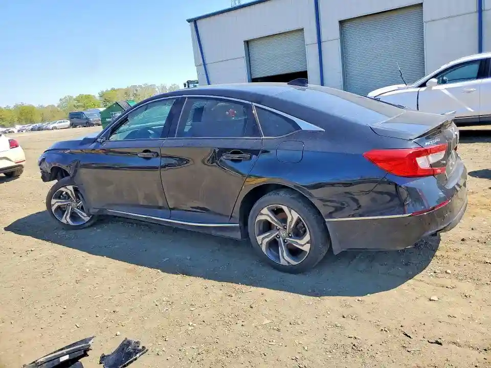 1HGCV1F65JA029829 2018 HONDA ACCORD-1