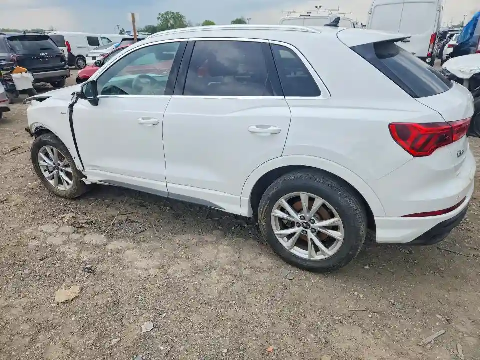 WA1DECF37S1010120 2025 AUDI Q3-1