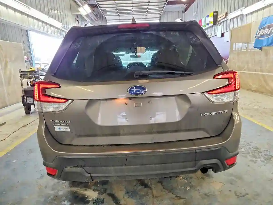 JF2SKAGC1KH477101 2019 SUBARU FORESTER-5