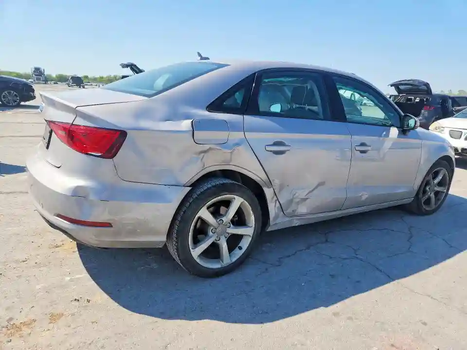 WAUACGFF6F1103200 2015 AUDI A3-2