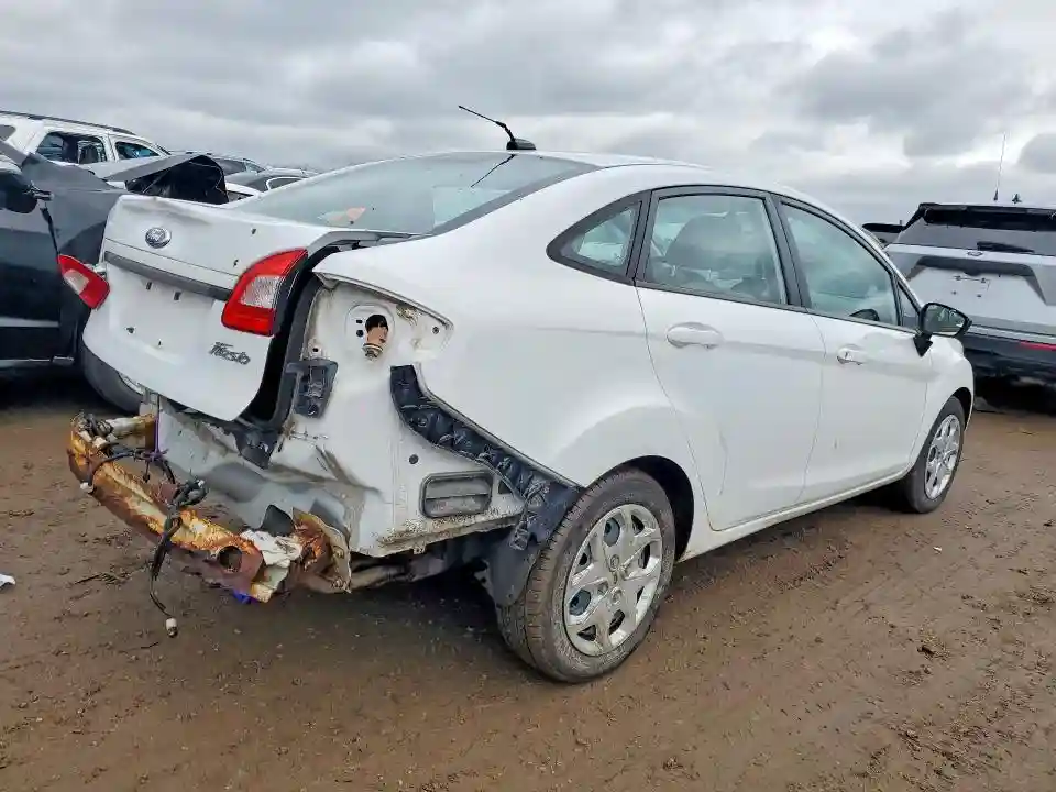 3FADP4AJ1CM112454 2012 FORD FIESTA-2