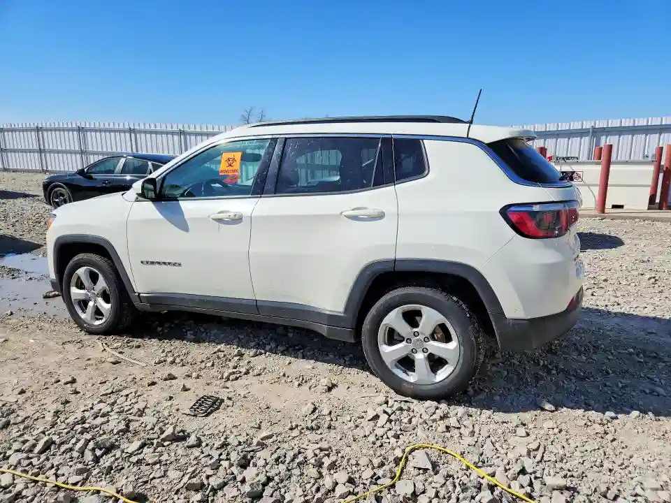 3C4NJDBB8JT291070 2018 JEEP COMPASS-1