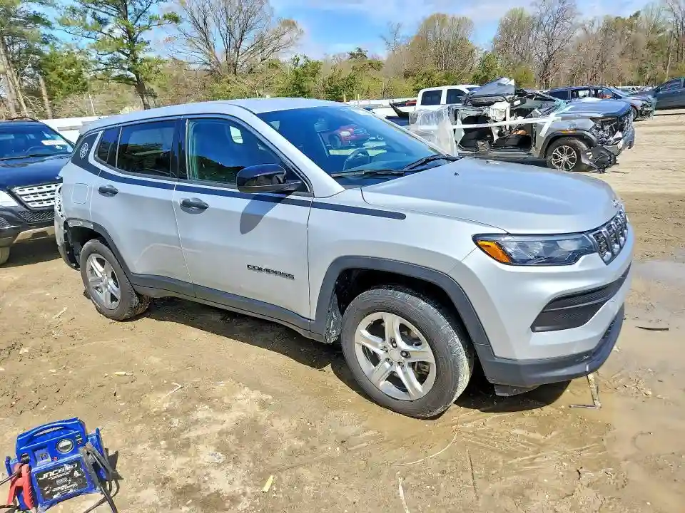 3C4NJDAN9RT108234 2024 JEEP COMPASS-3