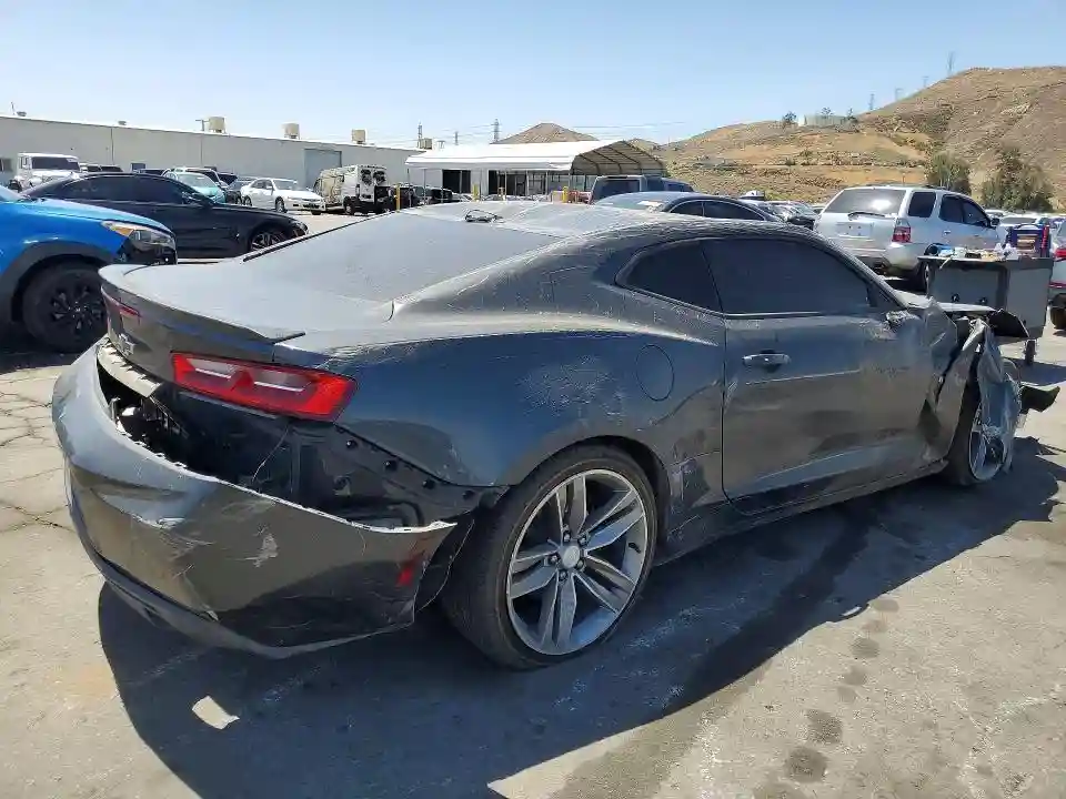 1G1FB1RS3J0175299 2018 CHEVROLET CAMARO-2