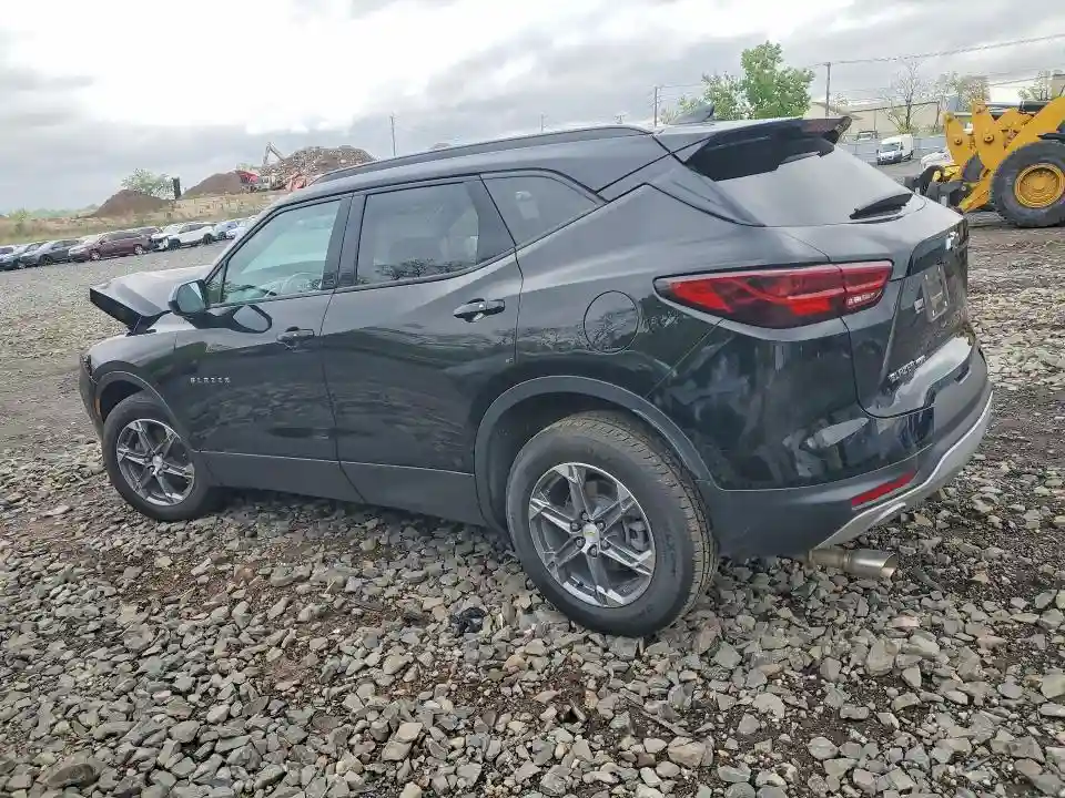 3GNKBHR4XPS207545 2023 CHEVROLET BLAZER-1