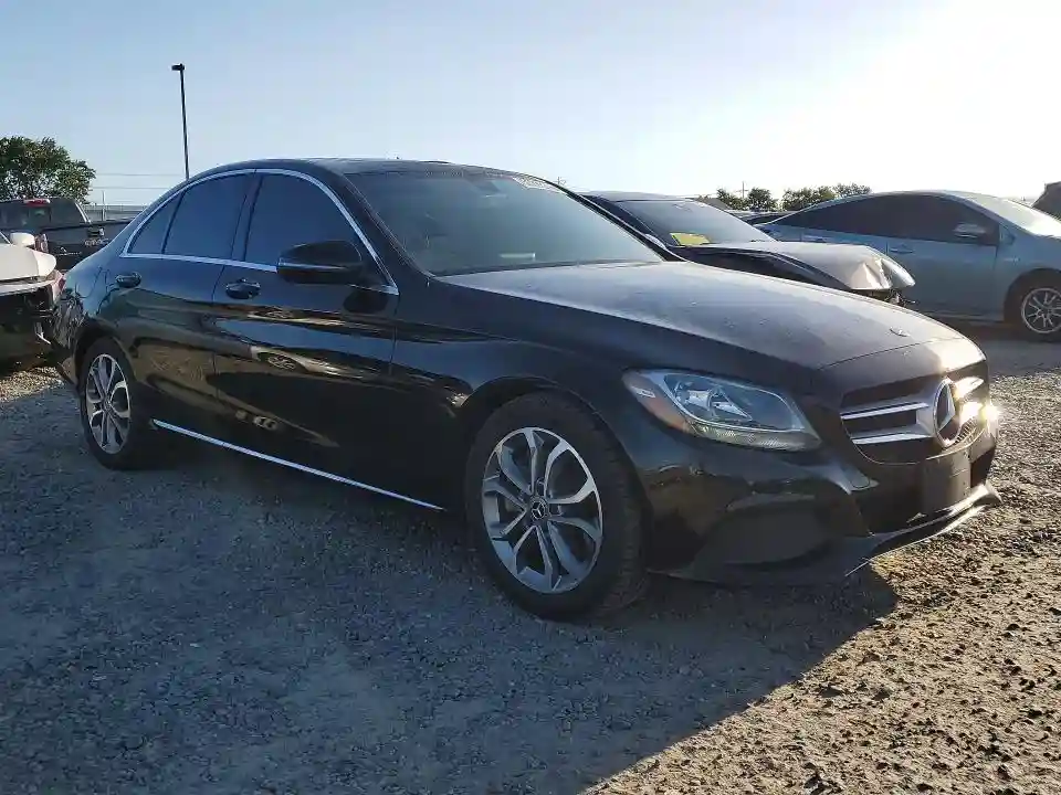 55SWF4JB9JU239113 2018 MERCEDES-BENZ C-CLASS-3